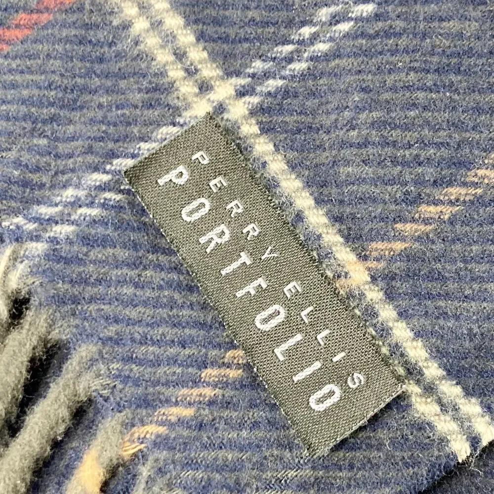 Perry Ellis Vintage Navy Plaid Fleece Scarf 11 x 65 Classic Preppy Warm 90s